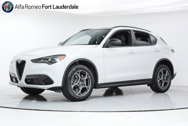 2025 Alfa Romeo Stelvio 