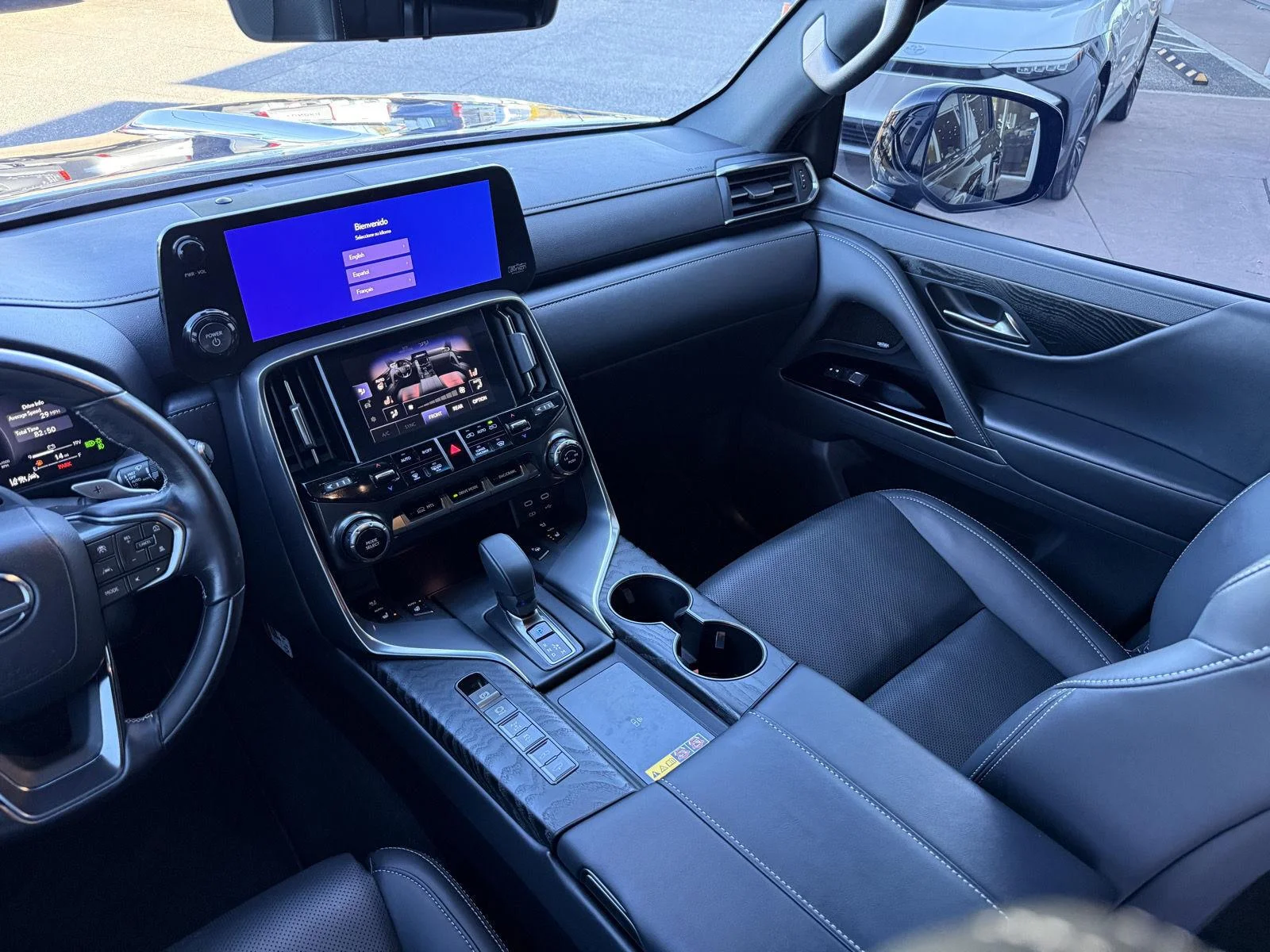 Used 2026 Caviar Lexus LX 700h Luxury image 19