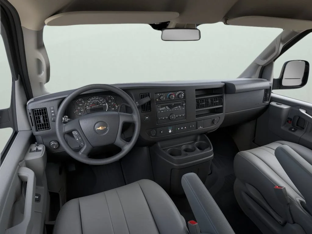2025 Chevrolet Express Cargo Work Van - Photo 15