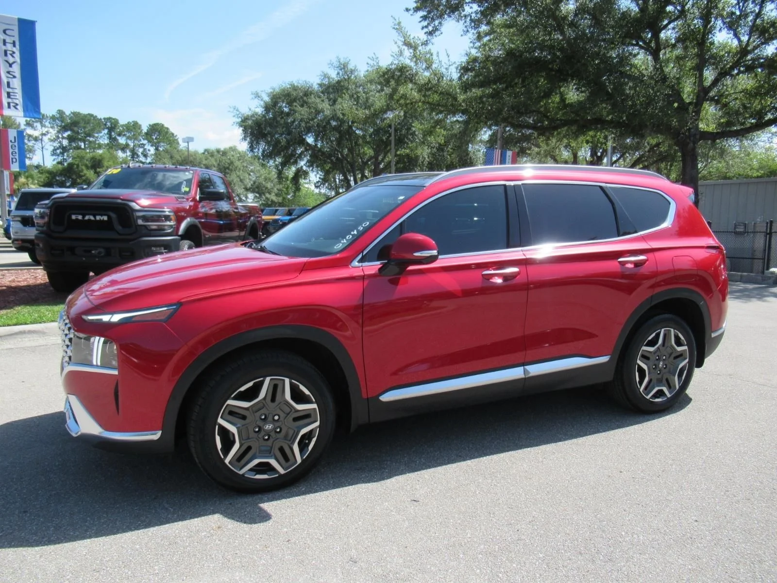 Used 2023 Red Hyundai Limited image 4