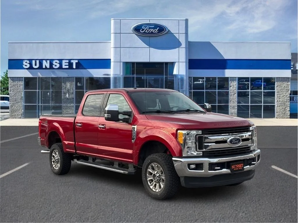 Used 2017 Ruby Red Metallic Tinted Clearcoat Ford XLT image 1