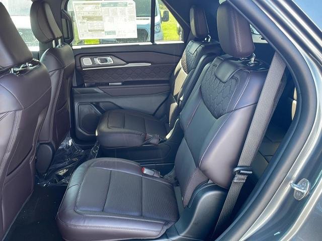 New 2026 Carbonized Gray Metallic Ford Platinum™ image 29