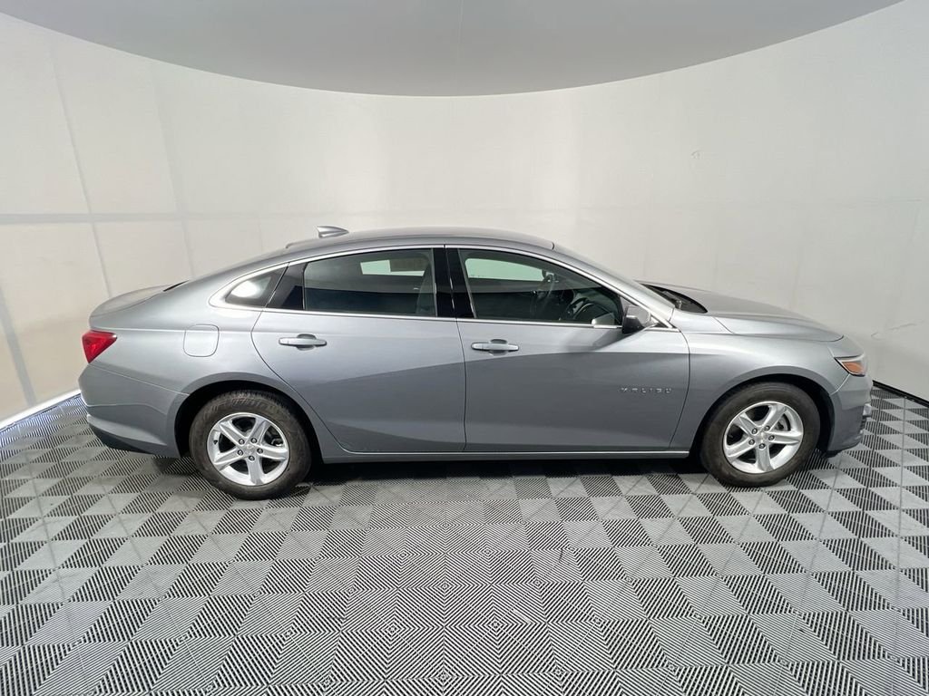 1G1ZD5ST1RF131800