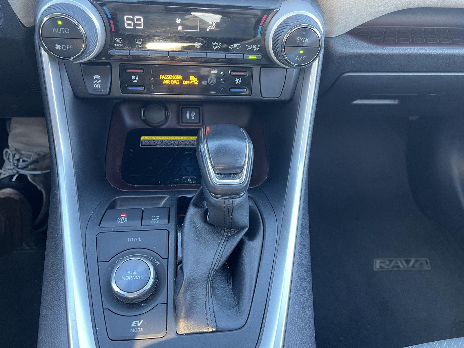 Used 2019 Silver Sky Metallic Toyota Limited image 17