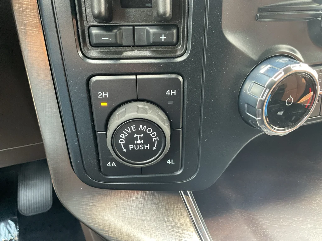 New 2026 Gray Ford King Ranch image 21