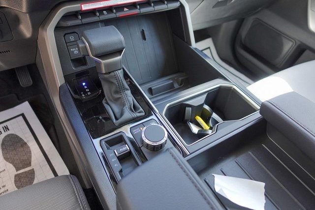 2024 Toyota Tundra SR5 - Photo 25