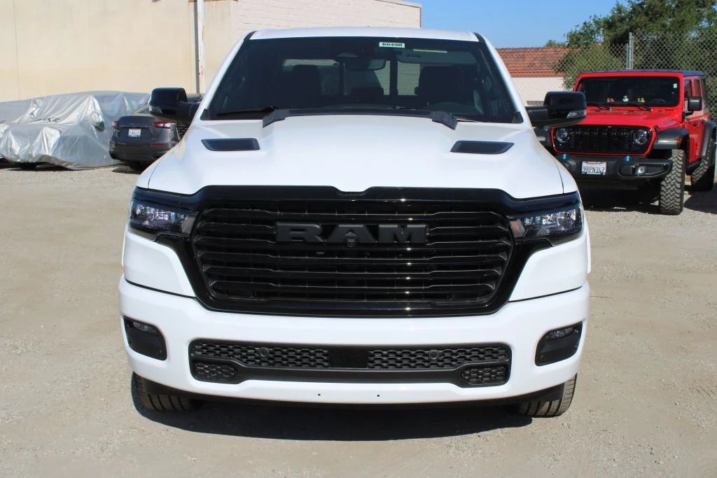 New 2026 Bright White Clear-Coat Exterior Paint Ram Laramie image 2