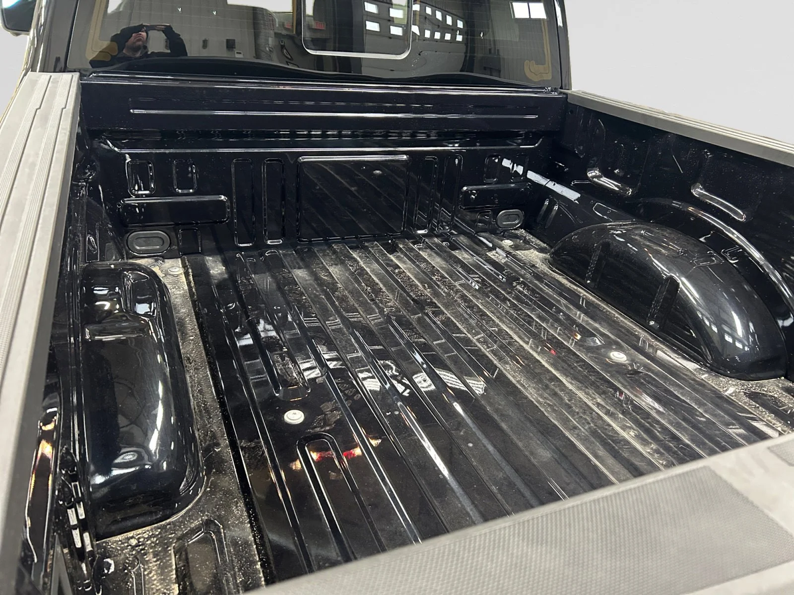 New 2026 Agate Black Metallic Ford XLT image 10