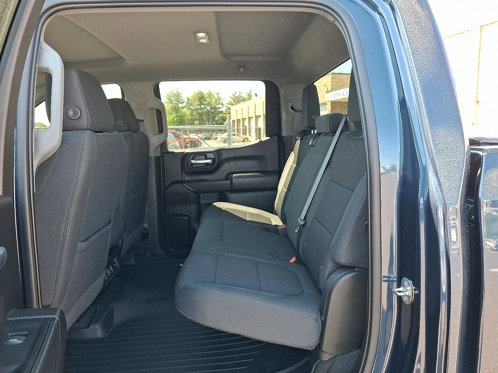 Used 2022 Northsky Blue Metallic Chevrolet LT image 11