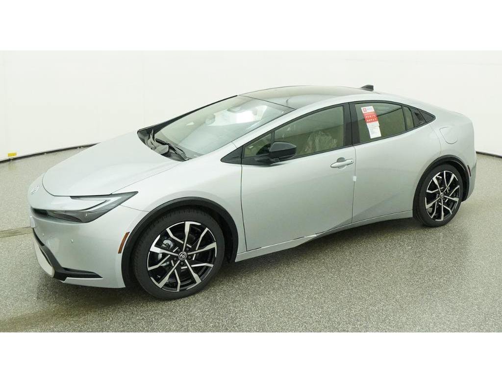 New 2026 Cutting Edge Toyota XSE image 2