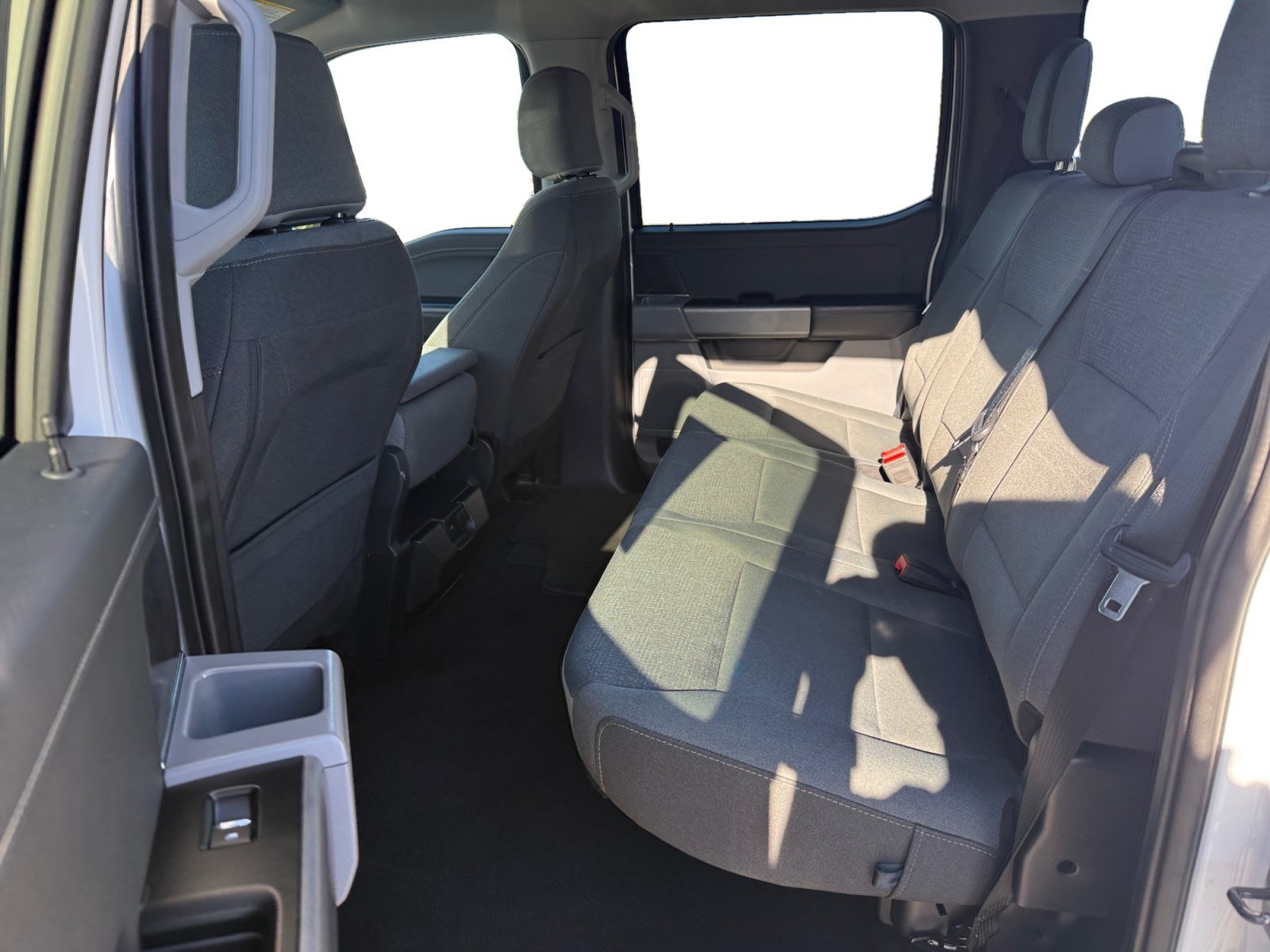 Certified Used 2025 Oxford White Ford XLT image 16
