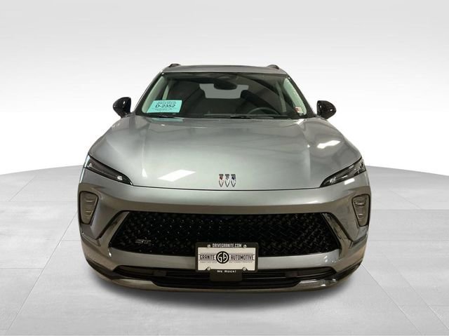 2025 Buick Envision Sport Touring photo 2