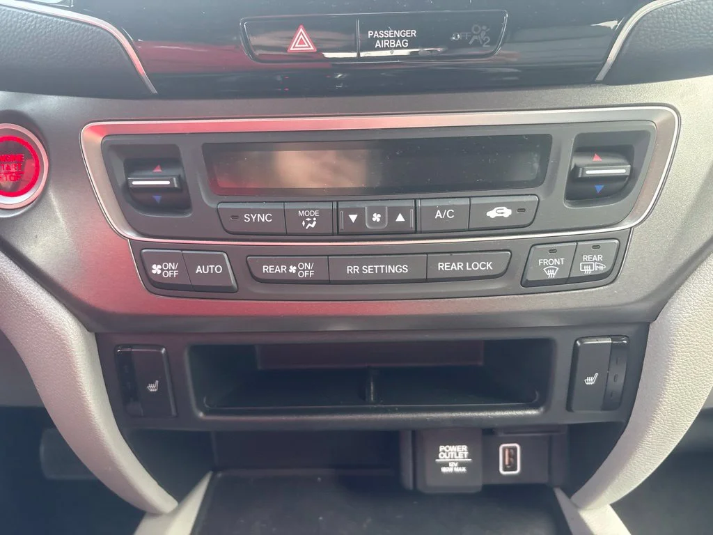 Used 2021 Blue Honda EX-L image 23