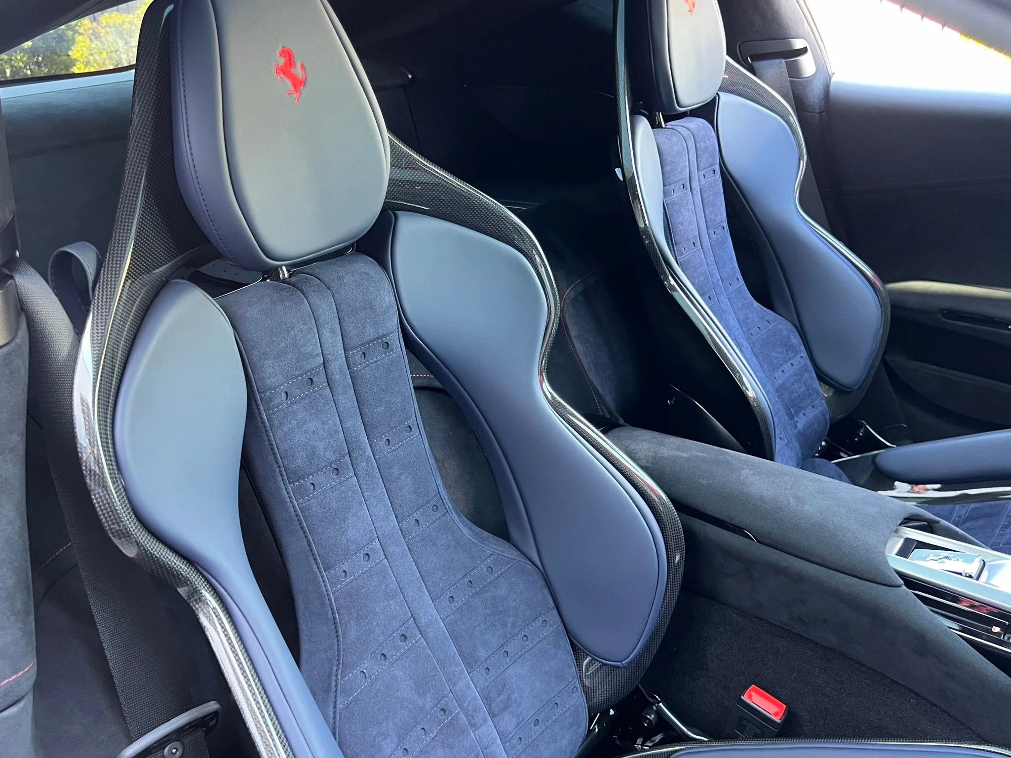 Used 2025  Ferrari Base image 42