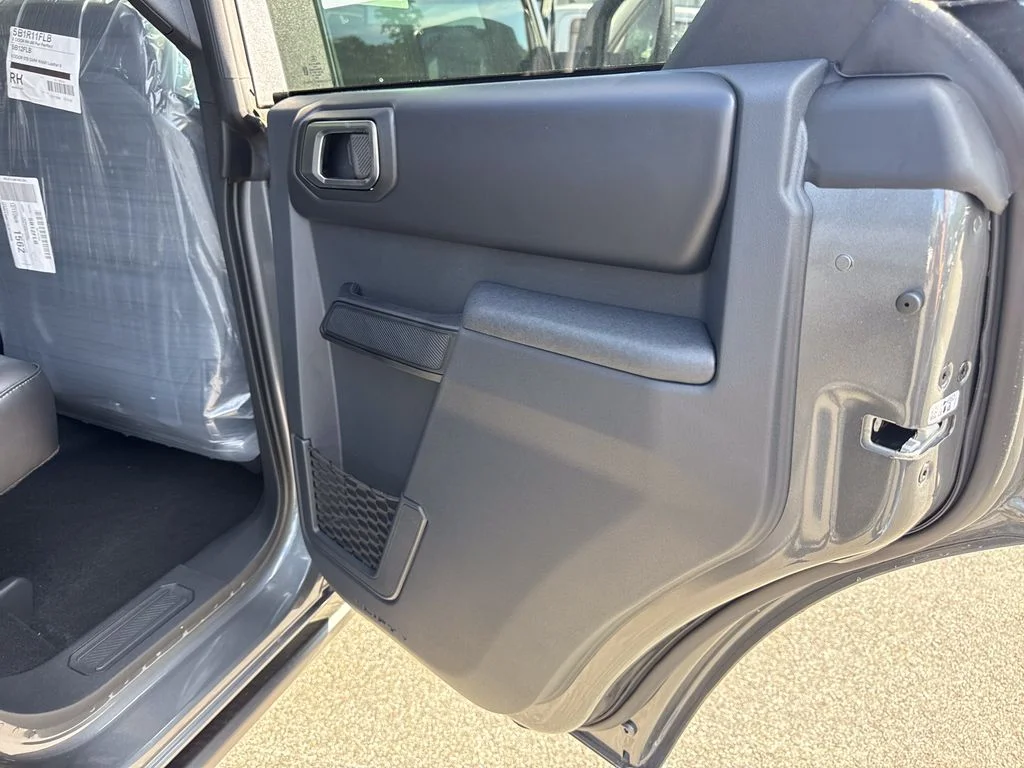 New 2025 Gray Ford Badlands image 31