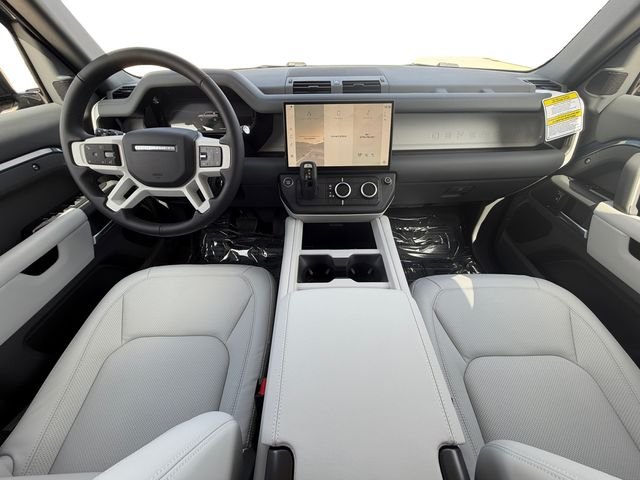 New 2026 Tasman Blue Land Rover S image 12