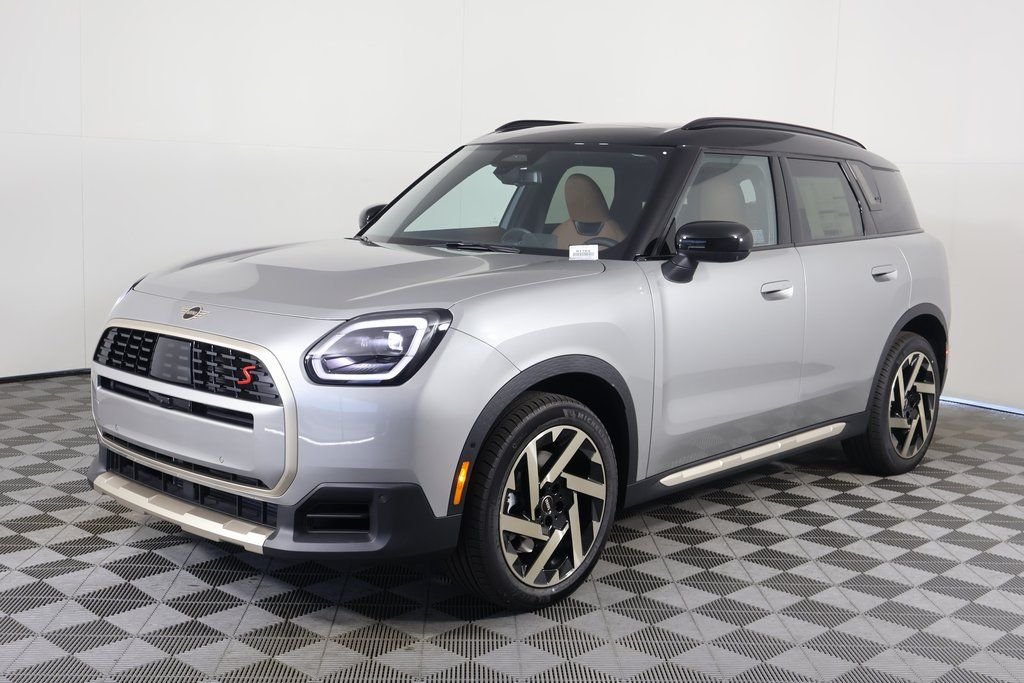 New 2027 Silver MINI Iconic image 1