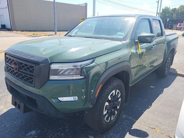 Used 2024 Green Nissan PRO-4X image 2