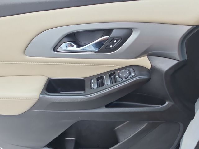 2023 Chevrolet Traverse LS - Photo 25