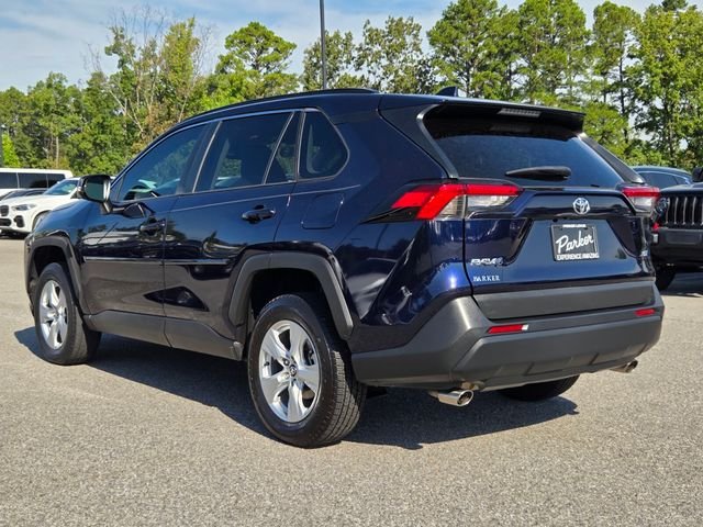 Used 2020  Toyota XLE image 3