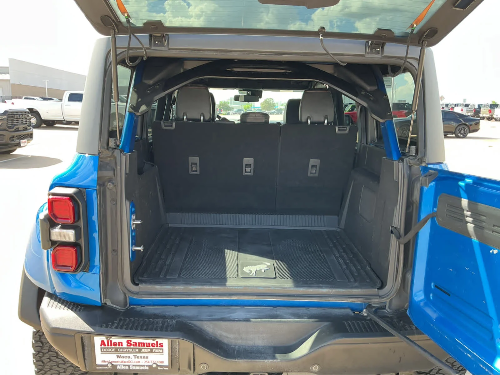 Used 2024 Velocity Blue Metallic Ford Raptor image 17