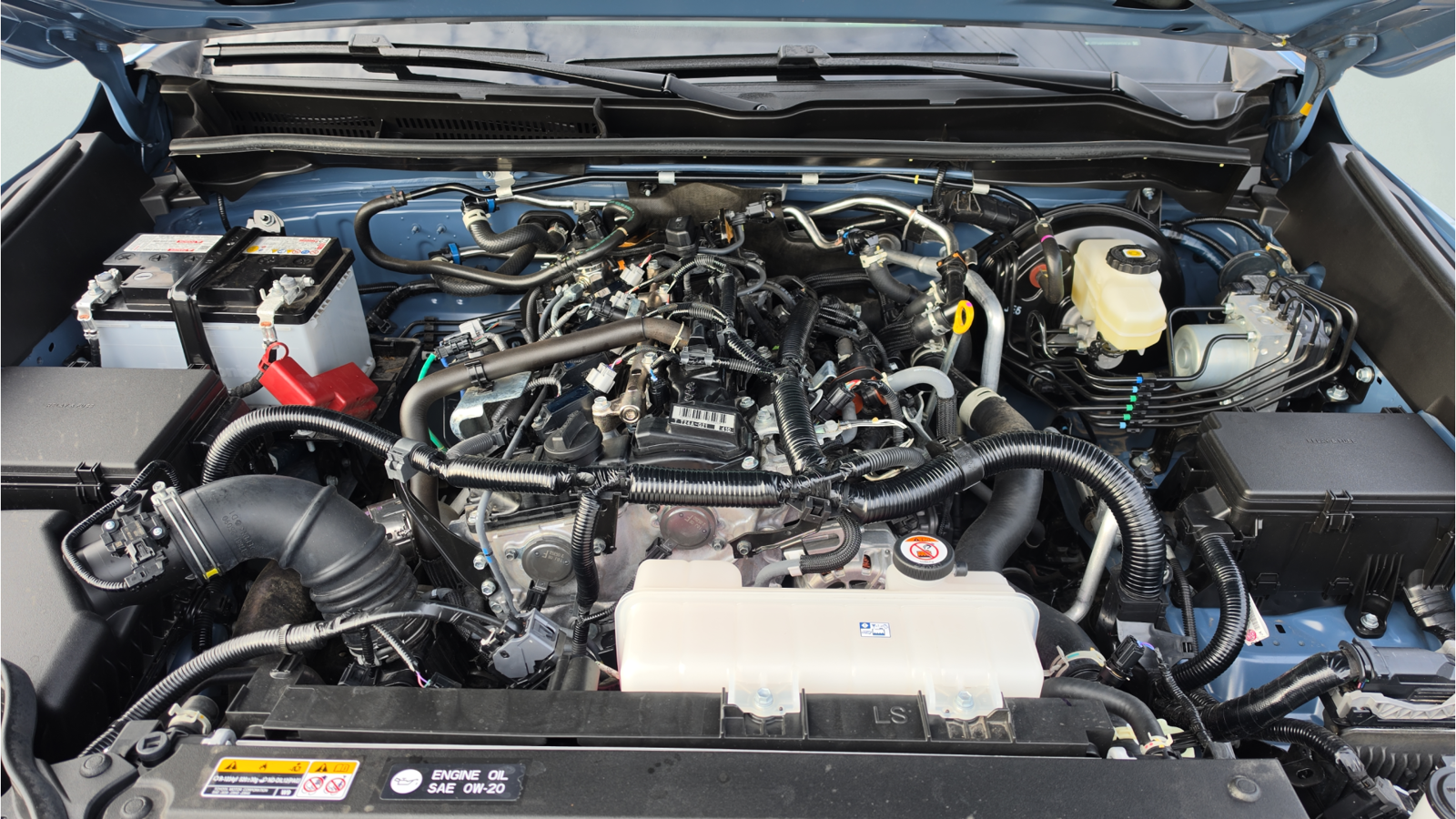 Used 2025 Heritage Blue Toyota SR5 image 30