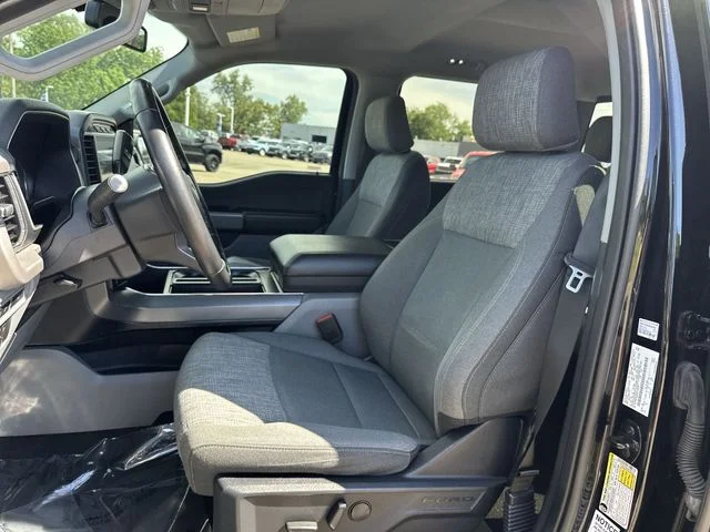 Used 2022 Black Ford XLT image 15