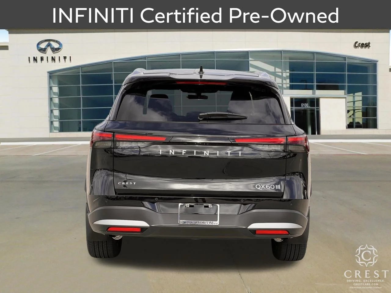 Certified Used 2026 Mineral Black INFINITI LUXE image 4