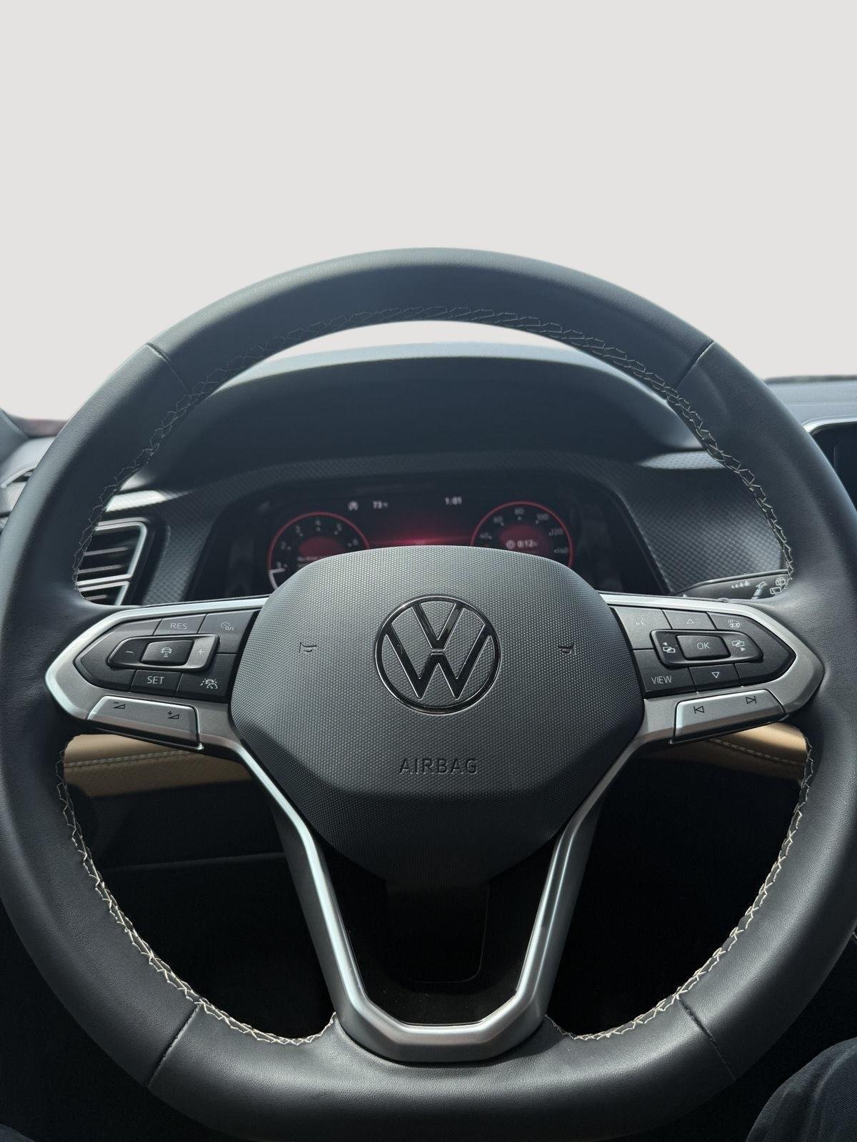 Used 2024 Pure Gray Volkswagen 2.0T SEL image 11