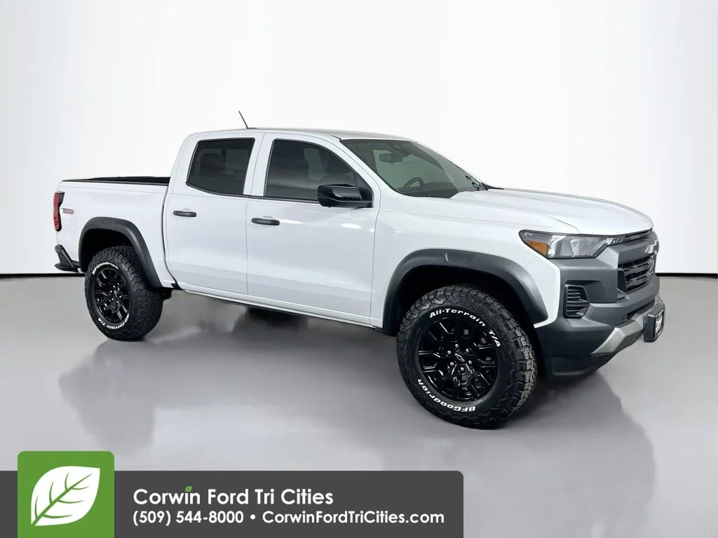 Used 2024 Summit White Chevrolet Trail Boss image 1