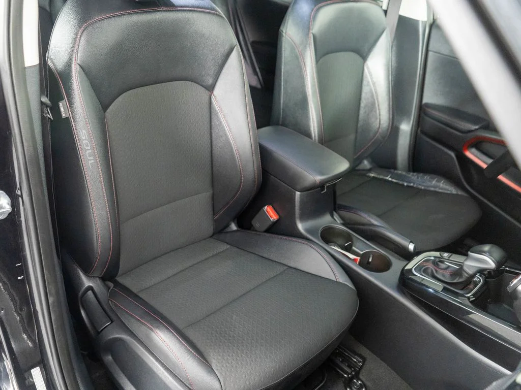 Used 2023 Black Kia GT-Line image 7