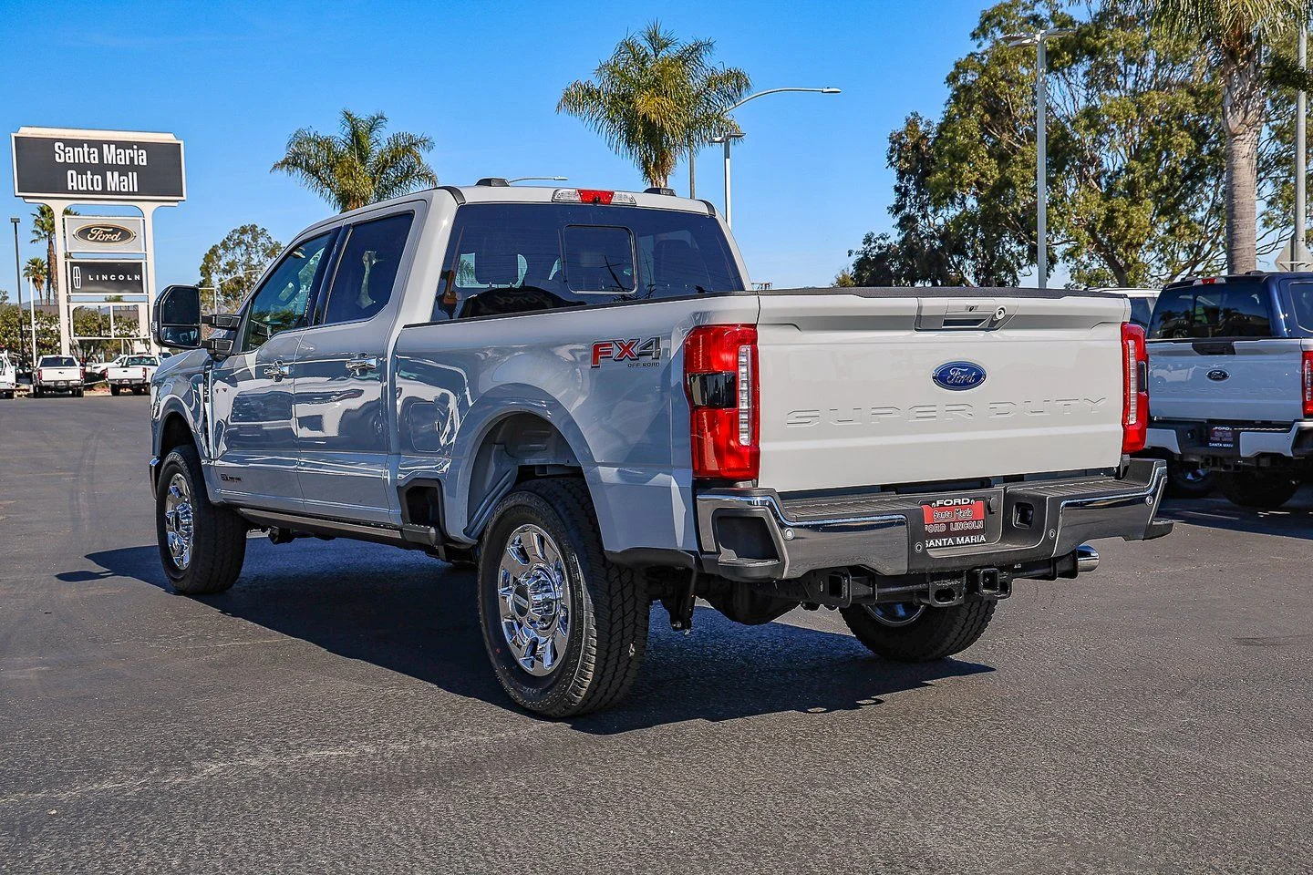 New 2026 Avalanche Ford F-350® Lariat® image 9