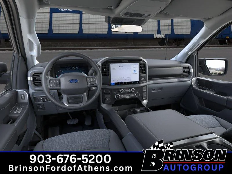 New 2026 Oxford White Ford XLT image 9