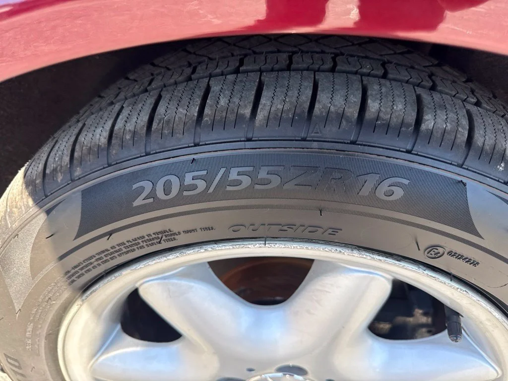 Used 2004 Red Mercedes-Benz C 320 image 25