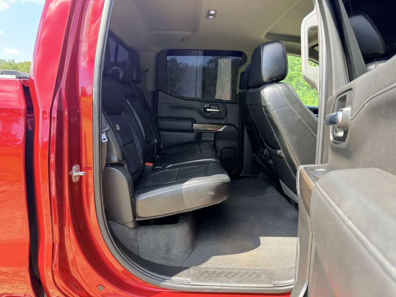 Used 2019 Maroon Chevrolet RST 4x4 4dr Crew Cab 5.8 ft. SB image 14