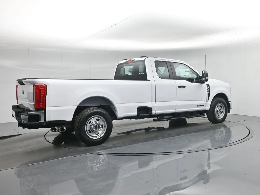 New 2026 White Ford XL image 25