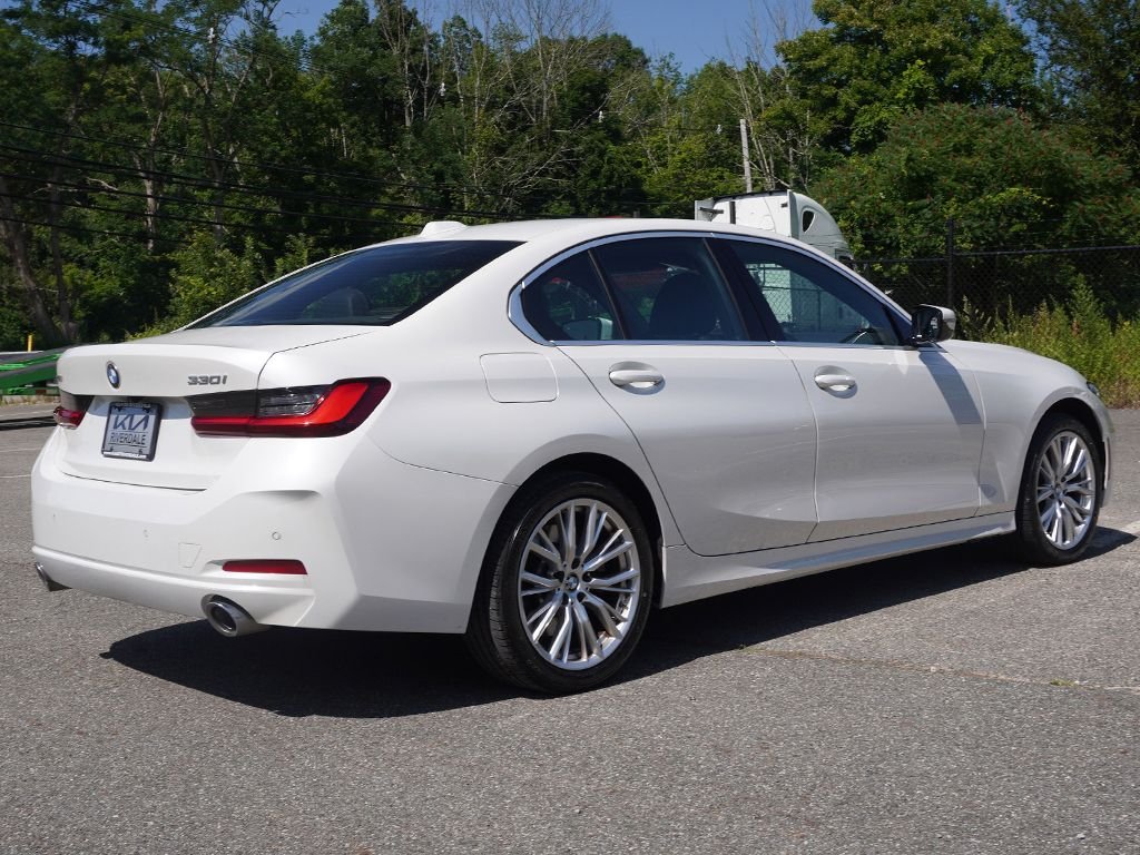 Used 2024 White BMW 330i xDrive image 11