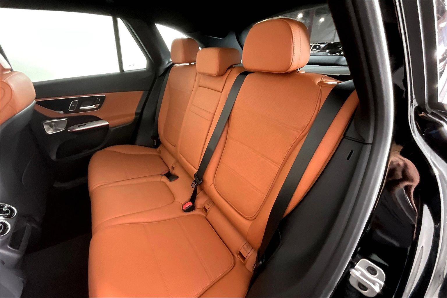 New 2026 Black Mercedes-Benz GLC 300 image 23