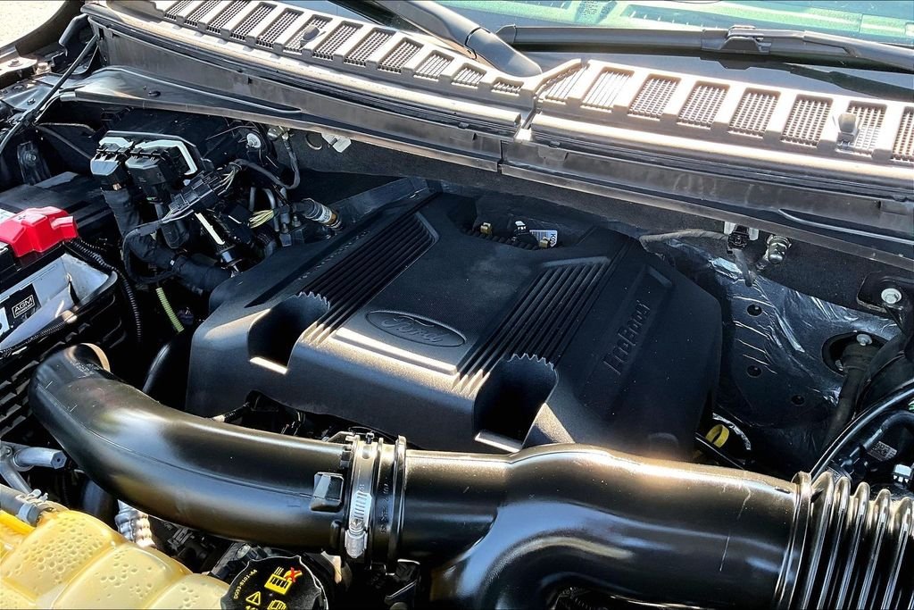 Used 2018 Magnetic Ford Limited image 33