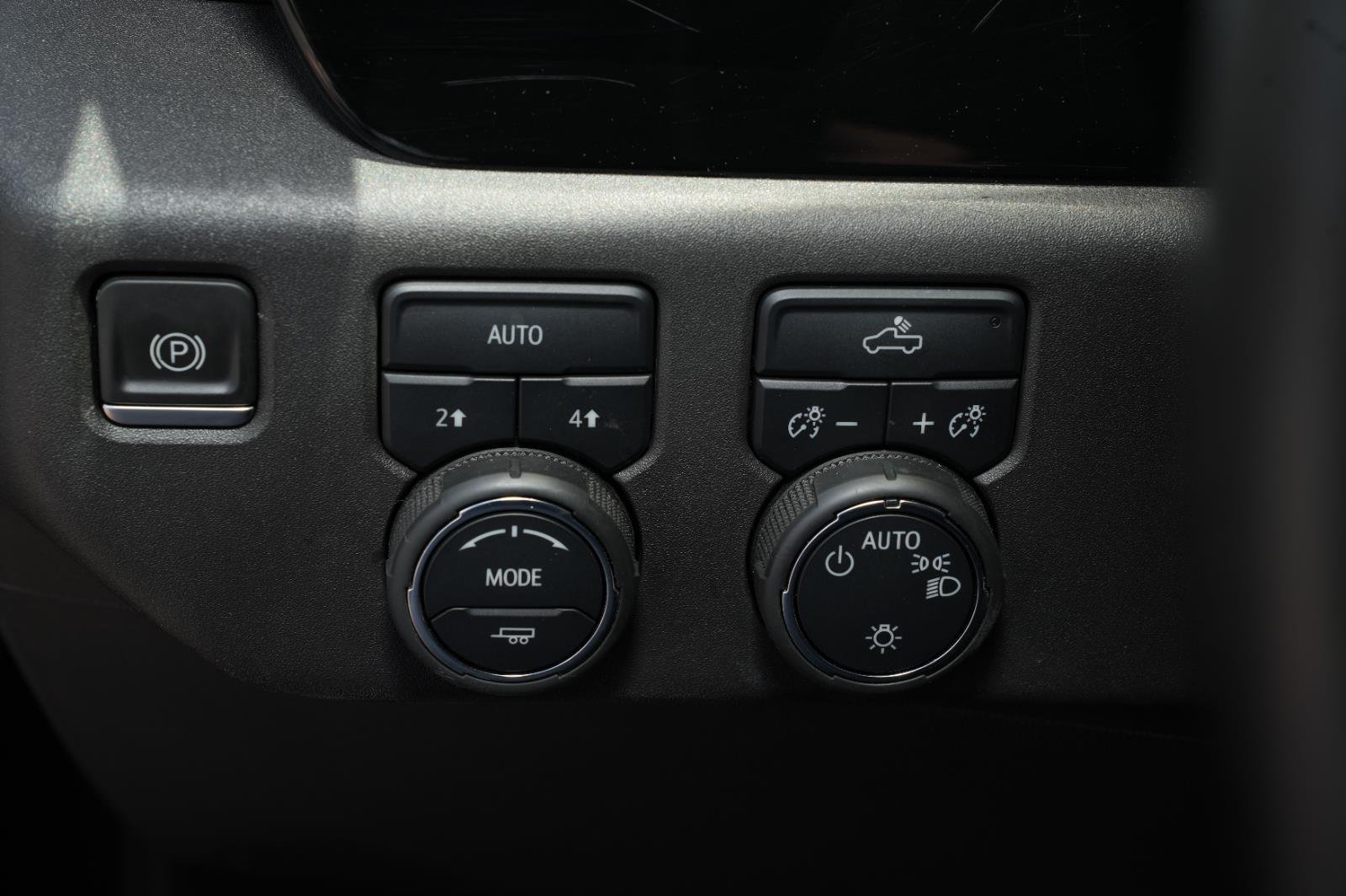 Used 2022 Dark Ash Metallic Chevrolet LT (2FL) image 26