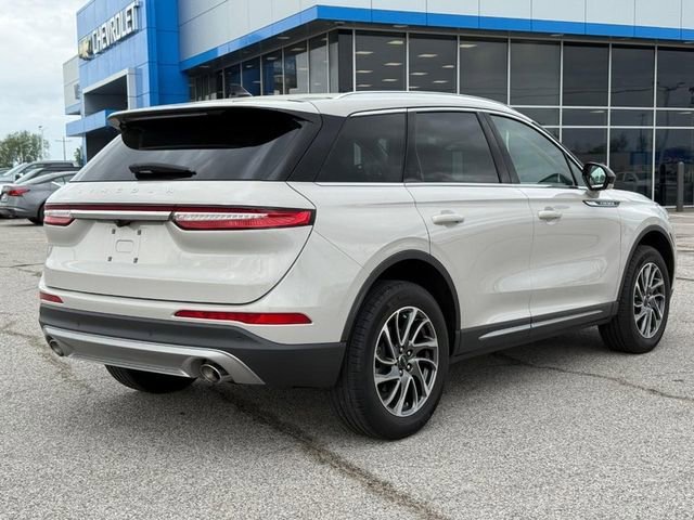 Used 2022 White Lincoln Standard image 5