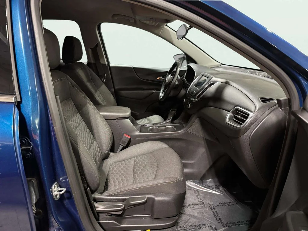 Used 2019 Pacific Blue Metallic Chevrolet LT image 23
