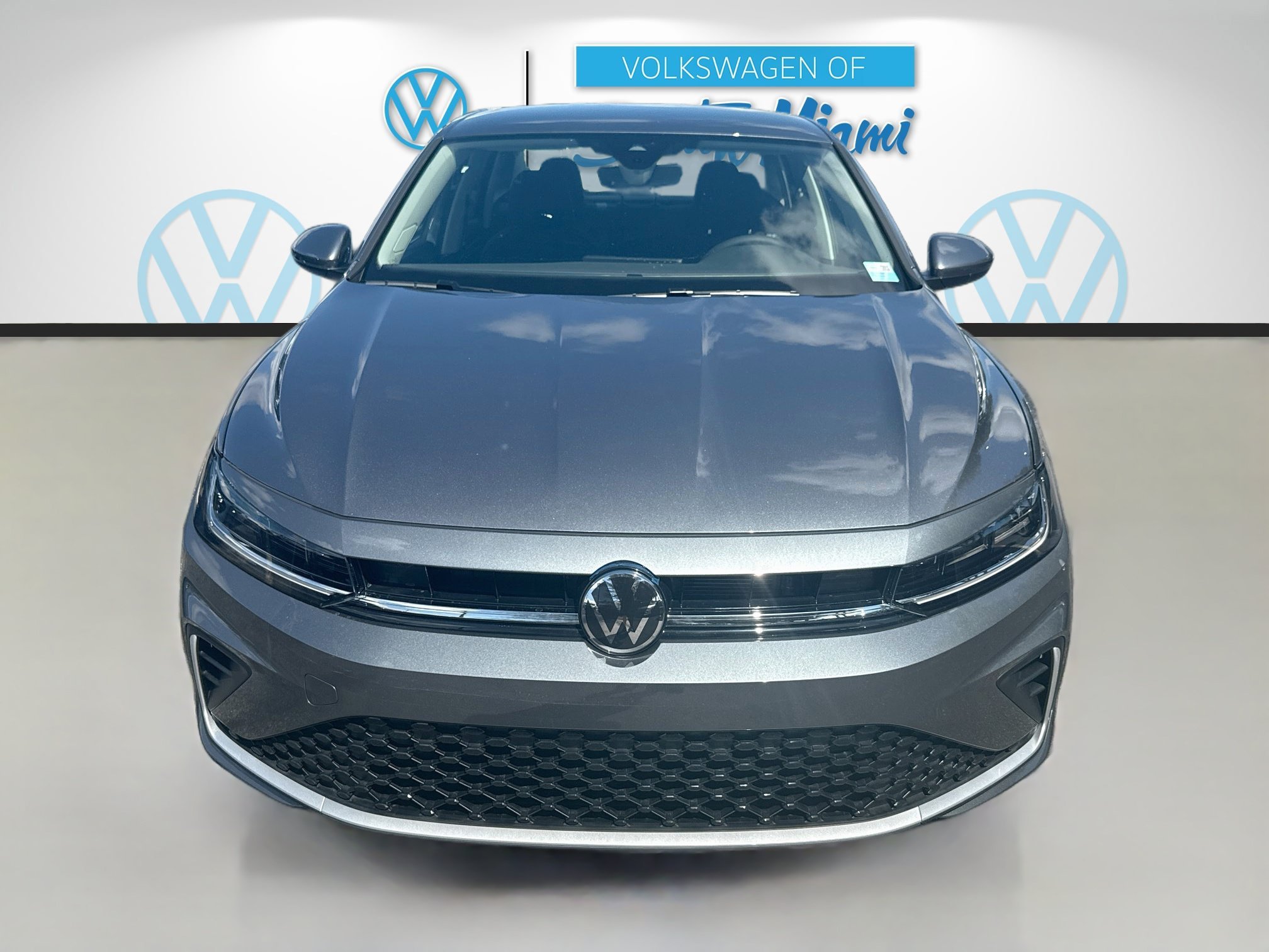 New 2027 Platinum Volkswagen S image 2