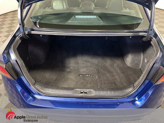 Used 2024 Blue Nissan 2.5 SR image 14