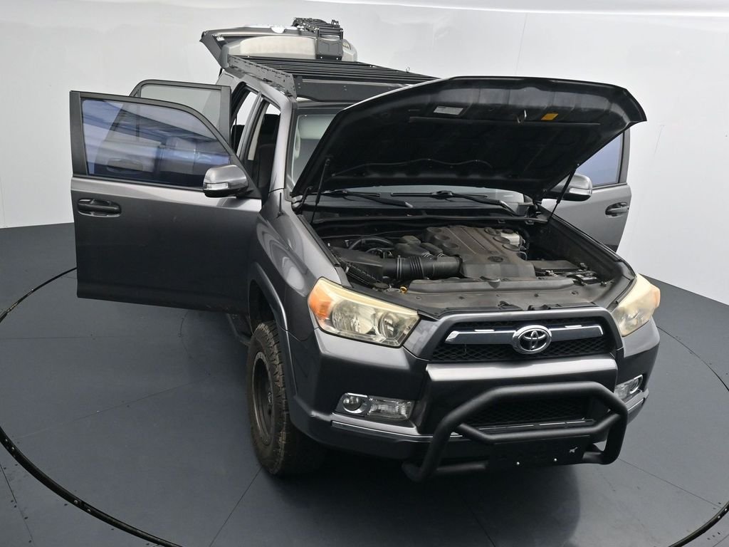 Used 2010 Gray Toyota SR5 image 25