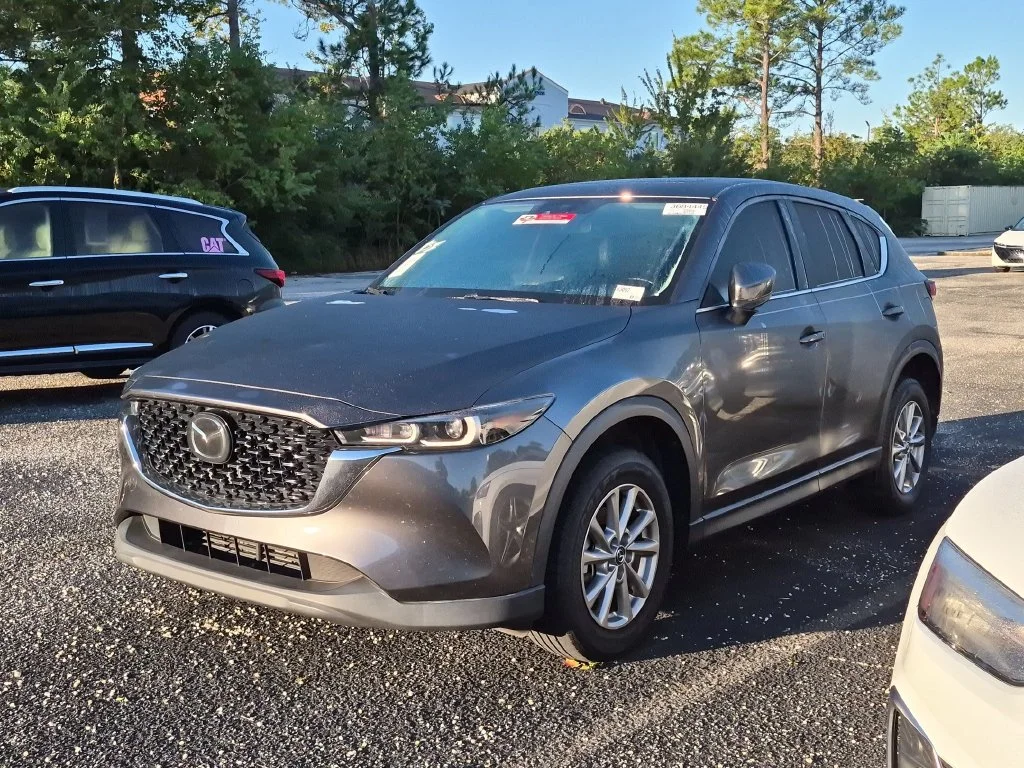 2022 Mazda CX-5 S Preferred package