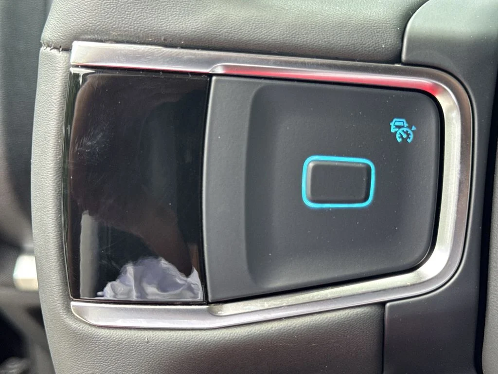 New 2026 Black Ford Active image 28