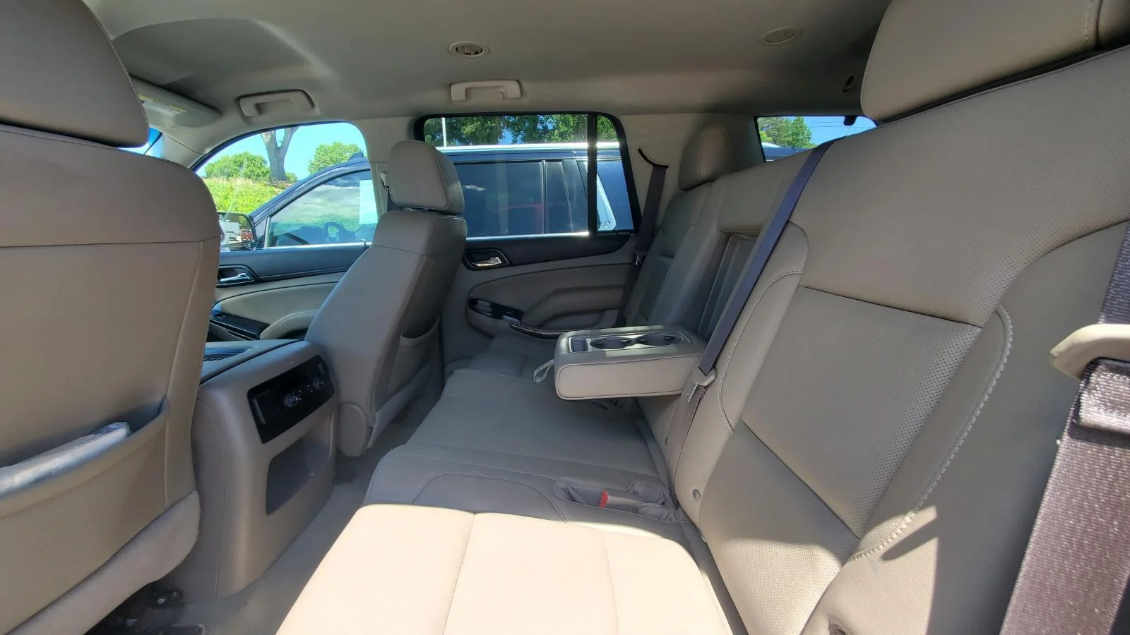 Used 2017 SUMMIT WHITE GMC SLT image 5