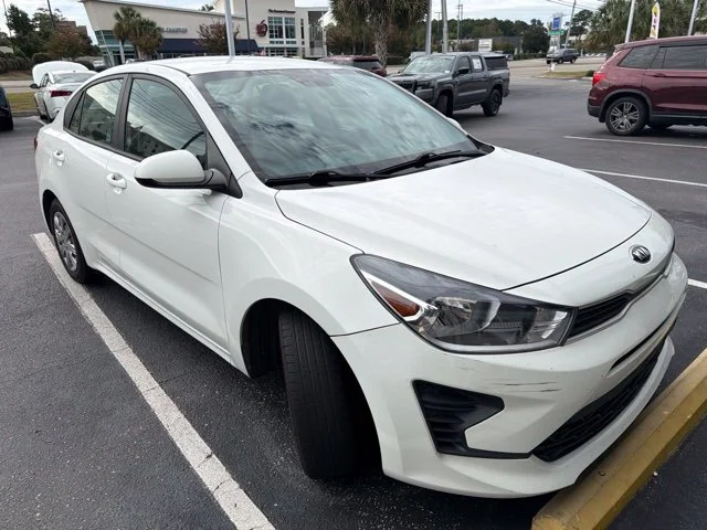 Used 2021 White Kia S image 8