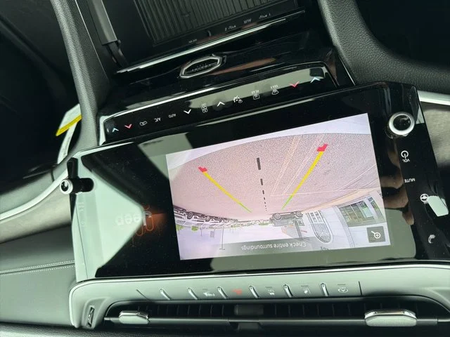 New 2026 White Jeep Altitude image 18